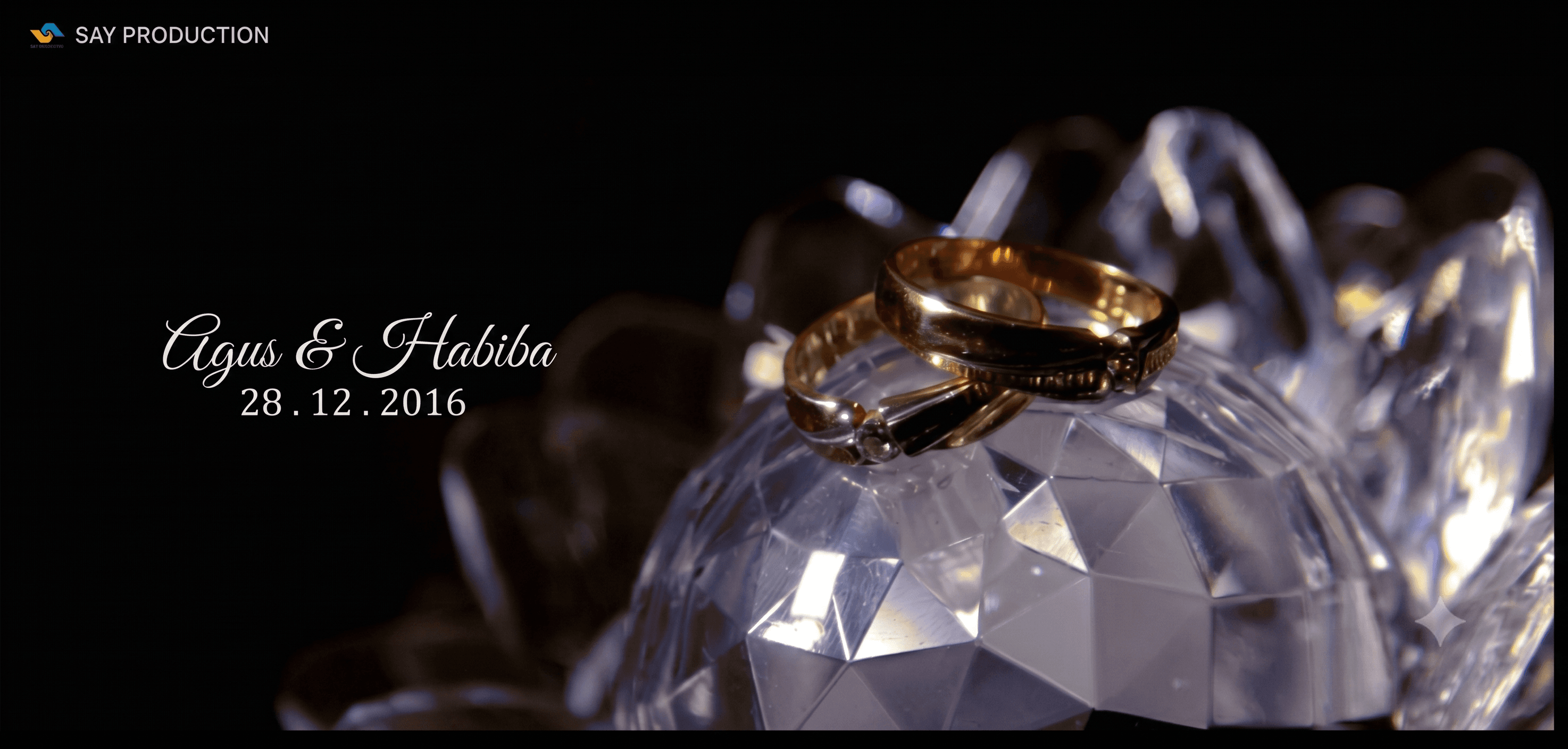 Cincin pernikahan elegan - Hasil karya foto SAY PRODUCTION Lamongan